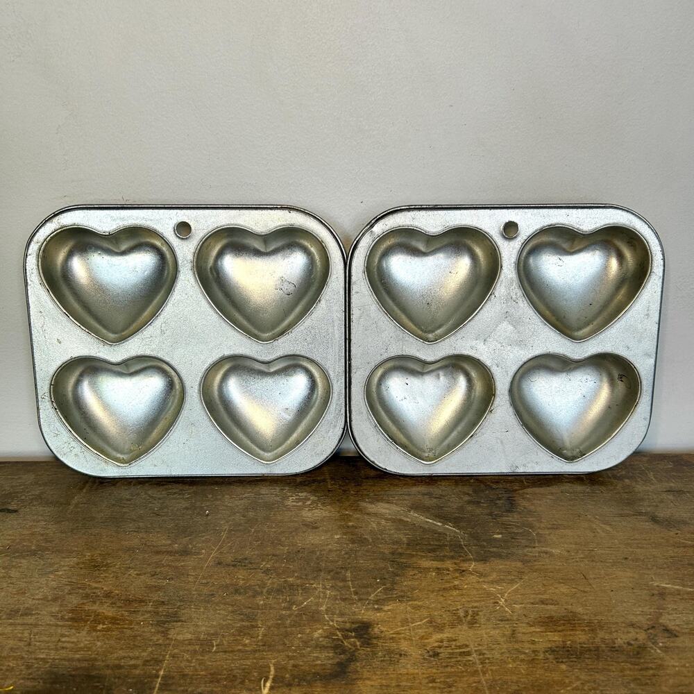 Vintage Heart Baking Tin 4 Cup Farmhouse Cottagecore Kitchen Set of 2
